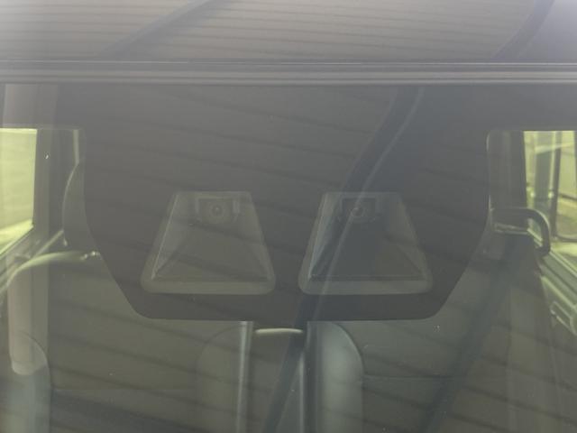 タント カスタムＲＳ　パノラマモニター対応カメラ　両側電動スライドドア　スマートアシスト　ＬＥＤヘッドランプ＆ＬＥＤフォグランプ　電動パーキング　オートエアコン　シートヒーター　電動オート格納ミラー　シートバックテーブル（11枚目）