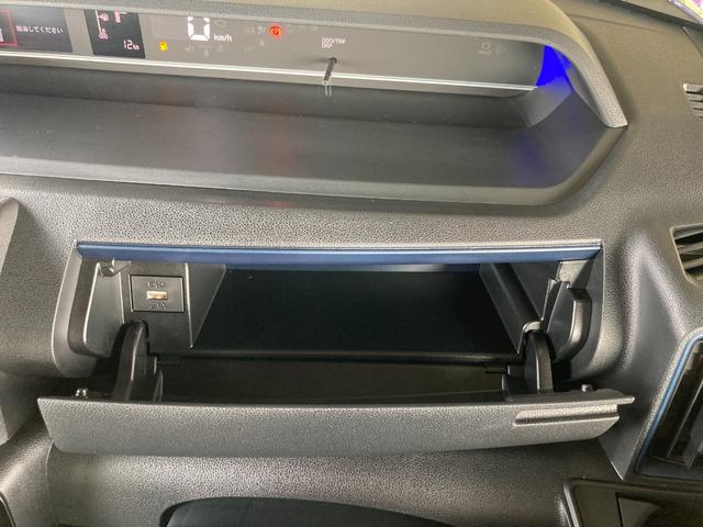 タント カスタムＲＳ　パノラマモニター対応カメラ　両側電動スライドドア　スマートアシスト　ＬＥＤヘッドランプ＆ＬＥＤフォグランプ　電動パーキング　オートエアコン　シートヒーター　電動オート格納ミラー　シートバックテーブル（32枚目）