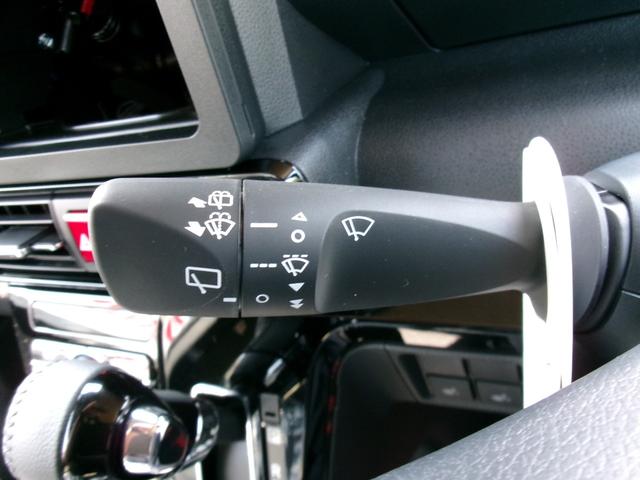 タント カスタムＲＳリミテッド　スマートクルーズパック（アダプティプクルーズ　レーンキープコントロール　ＥＴＣ）バックカメラ　両側電動スライド　スマートアシスト　ＬＥＤヘッド＆ＬＥＤフォグ　アダプティブドライビングビーム　１５アルミ（23枚目）