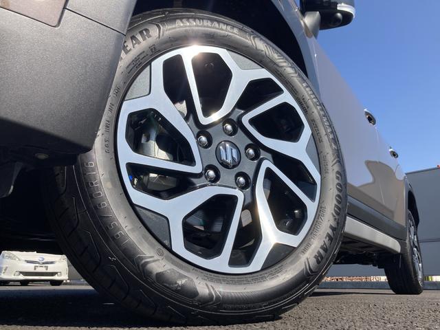 フロンクス ベースグレード　全方位モニター付メモリーナビ（スズキコネクト対応）　フルセグＴＶ　スズキセーフティサポート　ＬＥＤヘッド　アダプティブクルーズ　ブラインドスポットモニター　シートヒーター　ワイヤレス充電　１６アルミ（9枚目）