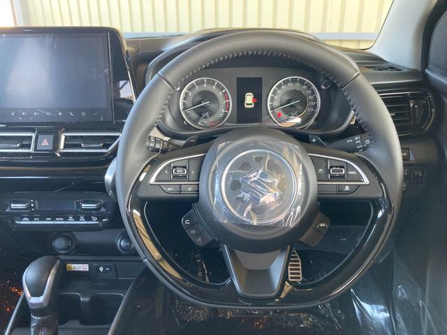 フロンクス ベースグレード　全方位モニター付メモリーナビ（スズキコネクト対応）　フルセグＴＶ　スズキセーフティサポート　ＬＥＤヘッド　アダプティブクルーズ　ブラインドスポットモニター　シートヒーター　ワイヤレス充電　１６アルミ（16枚目）
