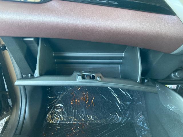 フロンクス ベースグレード　全方位モニター付メモリーナビ（スズキコネクト対応）　フルセグＴＶ　スズキセーフティサポート　ＬＥＤヘッド　アダプティブクルーズ　ブラインドスポットモニター　シートヒーター　ワイヤレス充電　１６アルミ（36枚目）