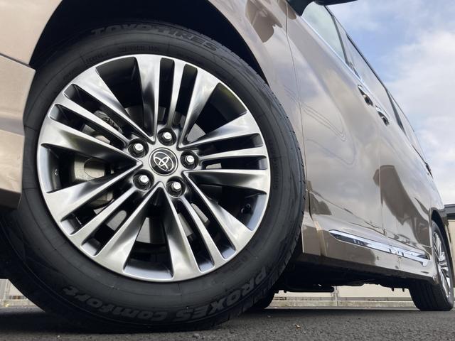 アルファード Ｚ　トヨタチームメイト　モデリスタエアロ＆マフラー　ムーンルーフ　後席サイドサンシェード　デジタルインナーミラー　スペアタイヤ　１３．２型後席モニター　寒冷地仕様　ＨＵＤ　レインクリアリングブルーミラー（6枚目）