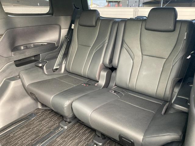 アルファード Ｚ　トヨタチームメイト　モデリスタエアロ＆マフラー　ムーンルーフ　後席サイドサンシェード　デジタルインナーミラー　スペアタイヤ　１３．２型後席モニター　寒冷地仕様　ＨＵＤ　レインクリアリングブルーミラー（9枚目）