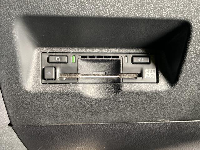 アルファード Ｚ　トヨタチームメイト　モデリスタエアロ＆マフラー　ムーンルーフ　後席サイドサンシェード　デジタルインナーミラー　スペアタイヤ　１３．２型後席モニター　寒冷地仕様　ＨＵＤ　レインクリアリングブルーミラー（20枚目）