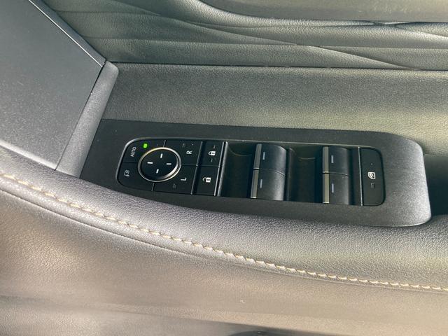 アルファード Ｚ　トヨタチームメイト　モデリスタエアロ＆マフラー　ムーンルーフ　後席サイドサンシェード　デジタルインナーミラー　スペアタイヤ　１３．２型後席モニター　寒冷地仕様　ＨＵＤ　レインクリアリングブルーミラー（34枚目）