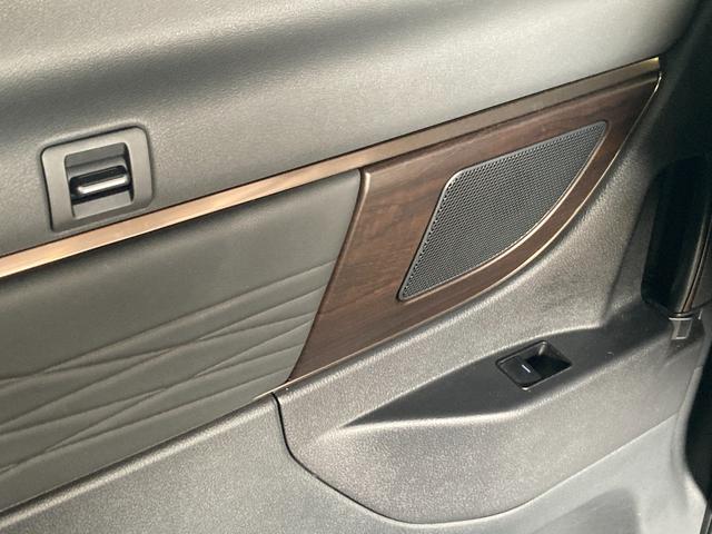 アルファード Ｚ　トヨタチームメイト　モデリスタエアロ＆マフラー　ムーンルーフ　後席サイドサンシェード　デジタルインナーミラー　スペアタイヤ　１３．２型後席モニター　寒冷地仕様　ＨＵＤ　レインクリアリングブルーミラー（47枚目）