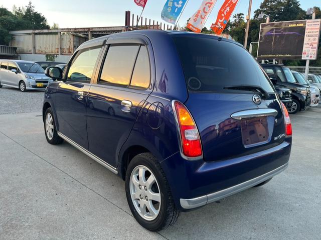 ミラジーノ プレミアムＸ　キーレスエントリー　ＡＴ　盗難防止システム　ＡＢＳ　アルミホイール　衝突安全ボディ　エアコン　パワーステアリング　パワーウィンドウ（7枚目）