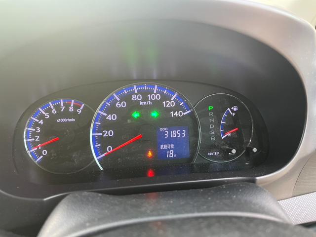 タントエグゼ カスタムＲＳ　バックカメラ　ＴＶ　ＨＩＤ　スマートキー　ＣＶＴ　盗難防止システム　ＡＢＳ　ＣＤ　ＵＳＢ　ミュージックプレイヤー接続可　Ｂｌｕｅｔｏｏｔｈ　アルミホイール　衝突安全ボディ　エアコン　パワーステアリング（7枚目）