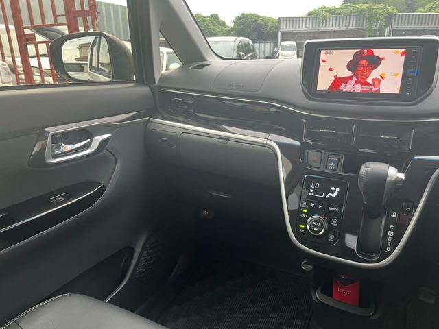 ムーヴ カスタム　ＲＳ　ハイパーリミテッドＳＡＩＩＩ　ドライブレコーダー　ＥＴＣ　全周囲カメラ　ＴＶ　衝突被害軽減システム　オートマチックハイビーム　オートライト　ＬＥＤヘッドランプ　スマートキー　アイドリングストップ　電動格納ミラー　シートヒーター（24枚目）