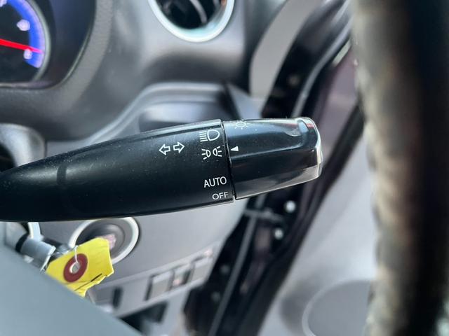 スペーシアカスタム ＴＳ　ドライブレコーダー　バックカメラ　両側電動スライドドア　ＴＶ　オートライト　ＨＩＤ　スマートキー　アイドリングストップ　ベンチシート　ＣＶＴ　盗難防止システム　ＡＢＳ　ＵＳＢ　アルミホイール（7枚目）