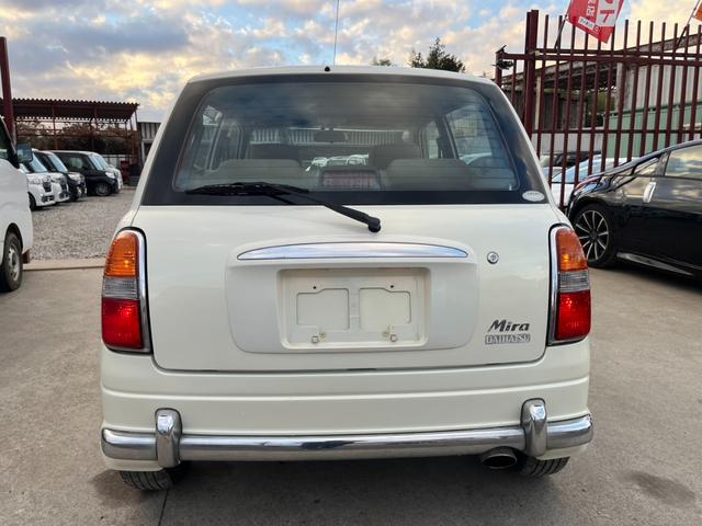 ミラジーノ ミニライトスペシャルターボ　ＨＩＤ　キーレスエントリー　電動格納ミラー　ＡＴ　ＡＢＳ　アルミホイール　衝突安全ボディ　エアコン　パワーステアリング　パワーウィンドウ（13枚目）