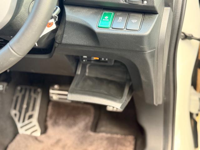 オデッセイ アブソルート　禁煙車１年保障無限スポイラーＴＥＩＮ車高調純正アルミハーフレザーＥＴＣバックカメラパドルシフト盗難防止装置　　頸部衝撃緩和ヘッドレスト横滑り防止装置ＭＴモード付き（47枚目）