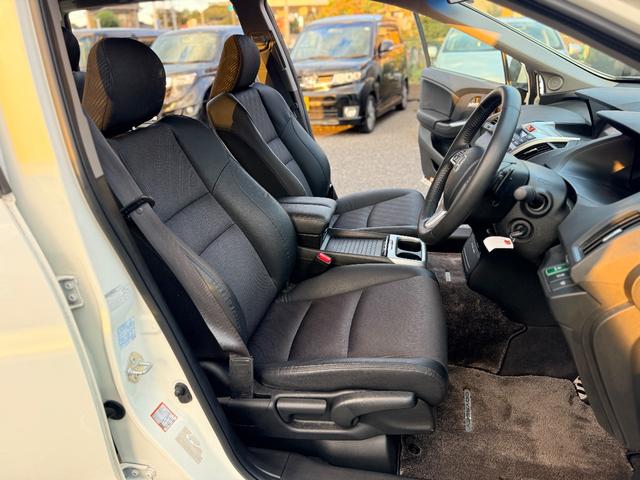 オデッセイ アブソルート　禁煙車１年保障無限スポイラーＴＥＩＮ車高調純正アルミハーフレザーＥＴＣバックカメラパドルシフト盗難防止装置　　頸部衝撃緩和ヘッドレスト横滑り防止装置ＭＴモード付き（53枚目）