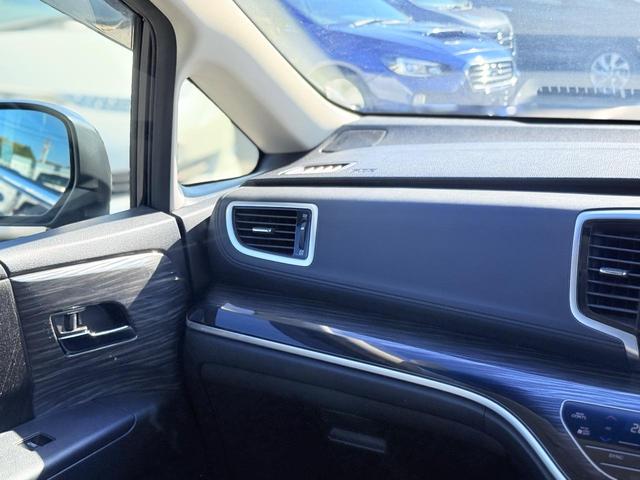 オデッセイ アブソルート・ＥＸ　禁煙車１年保障両側電動スライドドアＥＴＣ３６０度カメラレザーシートＢＴナビパドルシフト　盗難防止装置　横滑り防止装置　クルーズコントロール（44枚目）