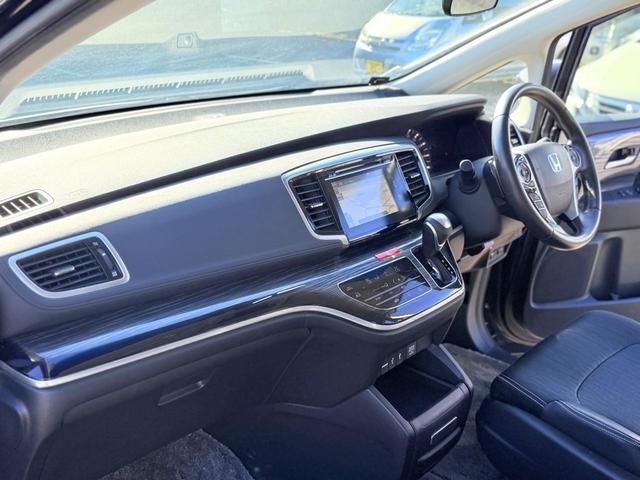オデッセイ アブソルート・ＥＸ　禁煙車１年保障両側電動スライドドアＥＴＣ３６０度カメラレザーシートＢＴナビパドルシフト　盗難防止装置　横滑り防止装置　クルーズコントロール（46枚目）