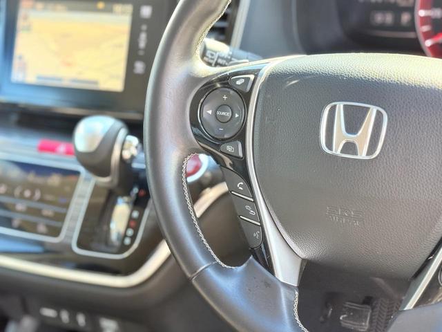 オデッセイ アブソルート・ＥＸ　禁煙車１年保障両側電動スライドドアＥＴＣ３６０度カメラレザーシートＢＴナビパドルシフト　盗難防止装置　横滑り防止装置　クルーズコントロール（47枚目）