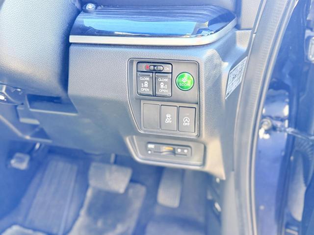 オデッセイ アブソルート・ＥＸ　禁煙車１年保障両側電動スライドドアＥＴＣ３６０度カメラレザーシートＢＴナビパドルシフト　盗難防止装置　横滑り防止装置　クルーズコントロール（50枚目）