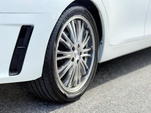 マークＸ ２５０Ｇ　リラックスセレクション　禁煙車Ｇ’ｓフロントリアバンパーカスタム可　社外アルミバックカメラＥＴＣ　ＢＴナビ　横滑り防止装置　盗難防止装置　頸部衝撃緩和ヘッドレスト（12枚目）