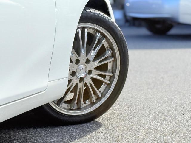 マークＸ ２５０Ｇ　リラックスセレクション　禁煙車Ｇ’ｓフロントリアバンパーカスタム可　社外アルミバックカメラＥＴＣ　ＢＴナビ　横滑り防止装置　盗難防止装置　頸部衝撃緩和ヘッドレスト（13枚目）