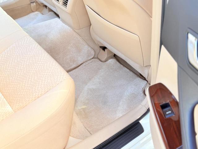 マークＸ ２５０Ｇ　リラックスセレクション　禁煙車Ｇ’ｓフロントリアバンパーカスタム可　社外アルミバックカメラＥＴＣ　ＢＴナビ　横滑り防止装置　盗難防止装置　頸部衝撃緩和ヘッドレスト（61枚目）