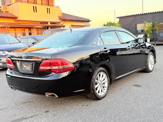 クラウン ２．５ロイヤルサルーンスペシャルエディション　禁煙車ＲＥＧＮＯタイヤ純正ナＡＷ　ＢｌｕｅｔｏｏｔｈＰスタートＥＴＣＢカメラ純正ＡＷ純正ナビ　クルーズコントロール　アダプティブヘッドライト　盗難防止装置　頸部衝撃緩和ヘッドレスト（26枚目）