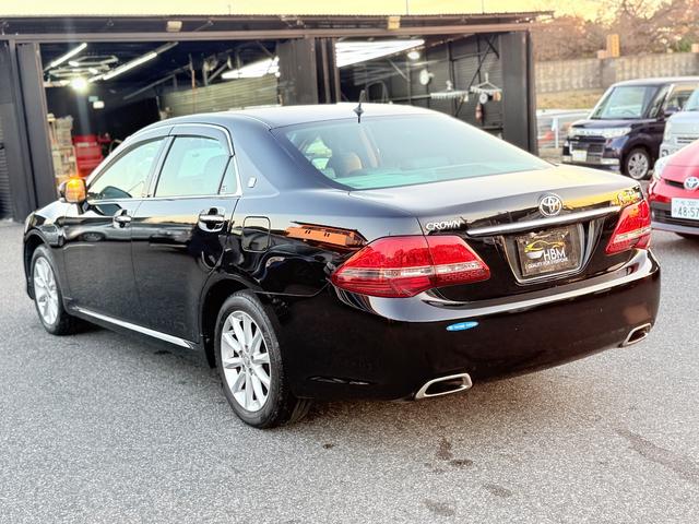 クラウン ２．５ロイヤルサルーンスペシャルエディション　禁煙車ＲＥＧＮＯタイヤ純正ナＡＷ　ＢｌｕｅｔｏｏｔｈＰスタートＥＴＣＢカメラ純正ＡＷ純正ナビ　クルーズコントロール　アダプティブヘッドライト　盗難防止装置　頸部衝撃緩和ヘッドレスト（28枚目）