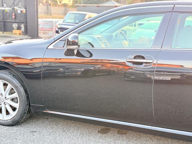 クラウン ２．５ロイヤルサルーンスペシャルエディション　禁煙車ＲＥＧＮＯタイヤ純正ナＡＷ　ＢｌｕｅｔｏｏｔｈＰスタートＥＴＣＢカメラ純正ＡＷ純正ナビ　クルーズコントロール　アダプティブヘッドライト　盗難防止装置　頸部衝撃緩和ヘッドレスト（31枚目）