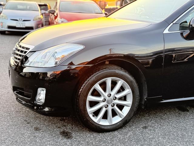 クラウン ２．５ロイヤルサルーンスペシャルエディション　禁煙車ＲＥＧＮＯタイヤ純正ナＡＷ　ＢｌｕｅｔｏｏｔｈＰスタートＥＴＣＢカメラ純正ＡＷ純正ナビ　クルーズコントロール　アダプティブヘッドライト　盗難防止装置　頸部衝撃緩和ヘッドレスト（32枚目）