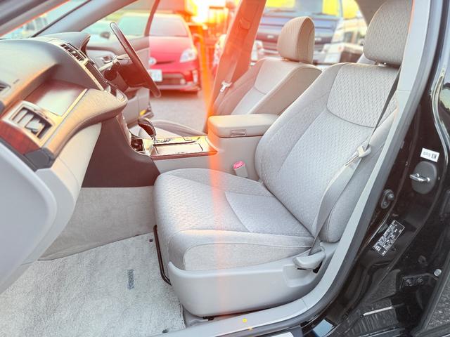 クラウン ２．５ロイヤルサルーンスペシャルエディション　禁煙車ＲＥＧＮＯタイヤ純正ナＡＷ　ＢｌｕｅｔｏｏｔｈＰスタートＥＴＣＢカメラ純正ＡＷ純正ナビ　クルーズコントロール　アダプティブヘッドライト　盗難防止装置　頸部衝撃緩和ヘッドレスト（54枚目）