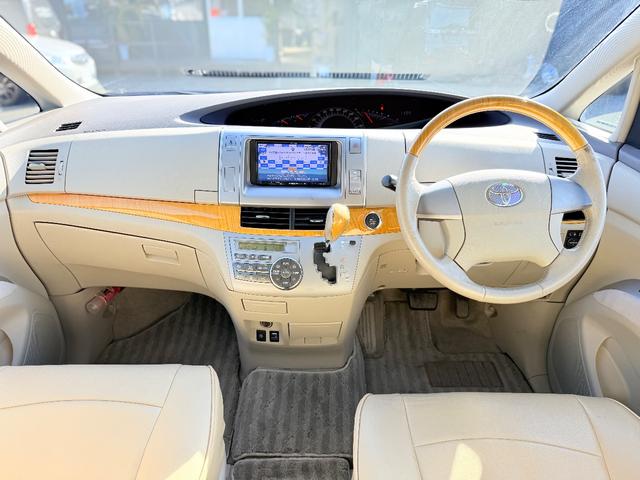 TOYOTA ESTIMA 2.4AERAS G EDITION