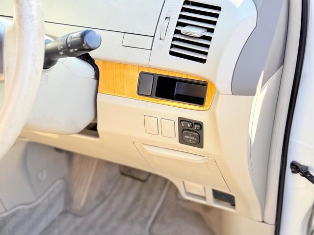 TOYOTA ESTIMA 2.4AERAS G EDITION