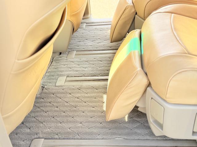 TOYOTA ESTIMA 2.4AERAS G EDITION