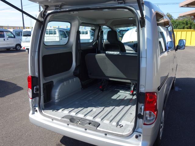 日産 ＮＶ２００バネットバン