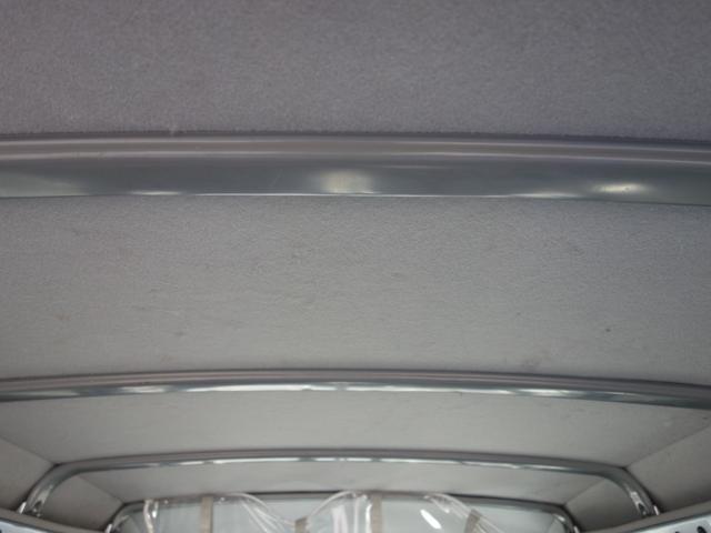 ハイゼットカーゴ ＤＸ　ハイルーフ　車検Ｒ７年５月　キーレス　両側スライドドア　仕切りカーテン　オーバーヘッドコンソール　ドアバイザー（12枚目）