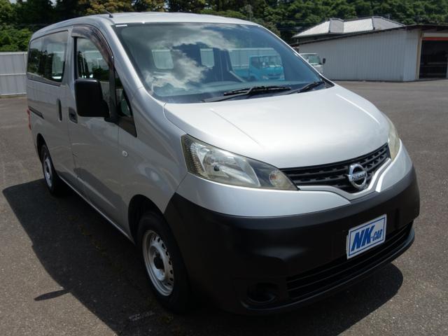 ＮＶ２００バネットバン ＤＸ　両側スライドドア　キーレス　スペアキー　ＡＢＳ　最大積載量６００ｋｇ　乗車定員２名　ＡＭＦＭラジオ　パワーウィンドウ（6枚目）