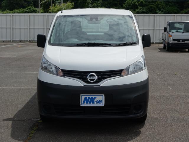 ＮＶ２００バネットバン ＤＸ　エマージェンシーブレーキ　レーンキープアシスト　オートライト　横滑り防止　キーレス　両側スライドドア　ＡＵＸ　ＵＳＢ接続（2枚目）