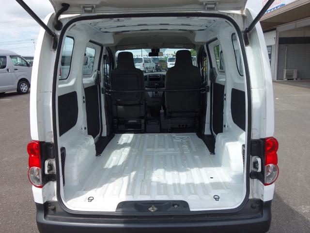 ＮＶ２００バネットバン ＤＸ　エマージェンシーブレーキ　レーンキープアシスト　オートライト　横滑り防止　キーレス　両側スライドドア　ＡＵＸ　ＵＳＢ接続（26枚目）