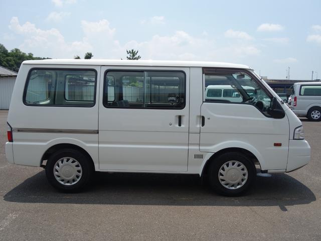 ボンゴバン ＤＸ　低床　乗車定員５名　最大積載量１１５０ｋｇ　キーレス　ＡＭＦＭラジオ　ＡＢＳ　ドアバイザー　パワーウィンドウ　走行４２０００ｋｍ（4枚目）