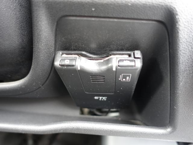 ハイゼットカーゴ ＤＸ　ＳＡＩＩＩ　スマートアシスト　純正メモリーナビ　バックカメラ　Ｂｌｕｅｔｏｏｔｈ　フルセグ　ＥＴＣ　キーレス　ＬＥＤヘッドライト　オーバーヘッドコンソール　プライバシーガラス（22枚目）