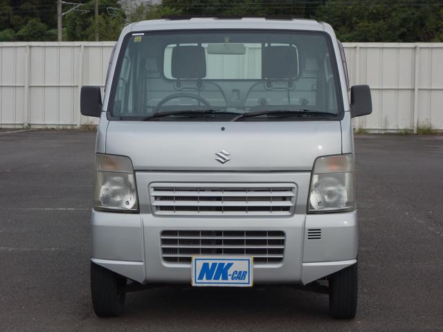 キャリイトラック KCエアコン・パワステ 5速MT バンパーカット加工 鳥居ブラックペイント リアゲートSUZUKIデカール AMFMラジオ ドアバイザー 荷台マット アオリガード(2枚目)