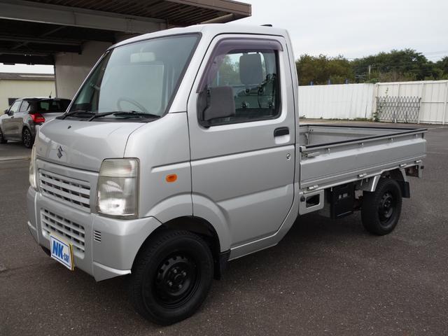 キャリイトラック KCエアコン・パワステ 5速MT バンパーカット加工 鳥居ブラックペイント リアゲートSUZUKIデカール AMFMラジオ ドアバイザー 荷台マット アオリガード(7枚目)