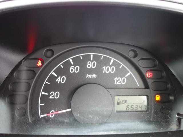 キャリイトラック KCエアコン・パワステ 5速MT バンパーカット加工 鳥居ブラックペイント リアゲートSUZUKIデカール AMFMラジオ ドアバイザー 荷台マット アオリガード(16枚目)