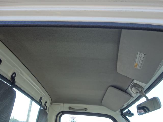 キャリイトラック KCエアコン・パワステ 3速AT スペアキー ETC AMFMラジオ ドアバイザー(12枚目)