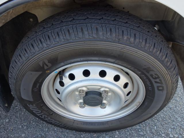 キャリイトラック KCエアコン・パワステ 3速AT スペアキー ETC AMFMラジオ ドアバイザー(19枚目)