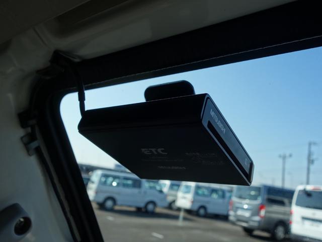 キャリイトラック KCエアコン・パワステ 3速AT スペアキー ETC AMFMラジオ ドアバイザー(22枚目)