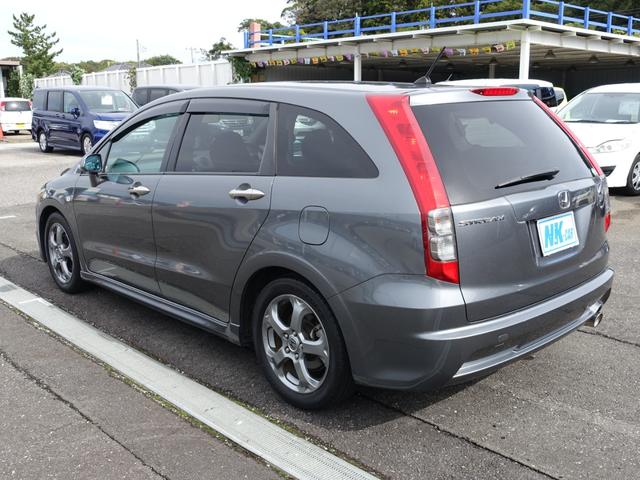 ストリーム ＲＳＺ特別仕様車　ＨＤＤナビエディション　純正ＨＤＤナビ　バックカメラ　ＨＩＤヘッドライト　フォグランプ　オートライト　ＥＴＣ　キーレス　ワンセグ　ステアリングリモコン　純正アルミ（9枚目）