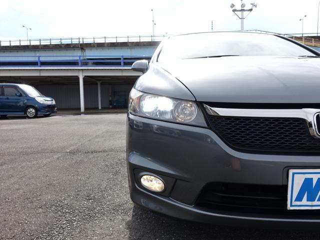 ストリーム ＲＳＺ特別仕様車　ＨＤＤナビエディション　純正ＨＤＤナビ　バックカメラ　ＨＩＤヘッドライト　フォグランプ　オートライト　ＥＴＣ　キーレス　ワンセグ　ステアリングリモコン　純正アルミ（29枚目）