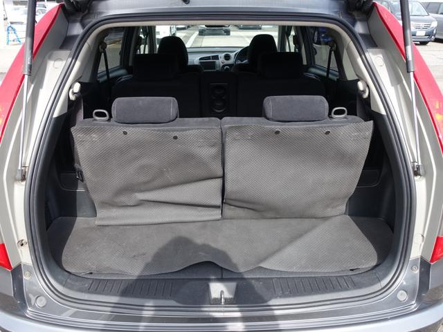 ストリーム ＲＳＺ特別仕様車　ＨＤＤナビエディション　純正ＨＤＤナビ　バックカメラ　ＨＩＤヘッドライト　フォグランプ　オートライト　ＥＴＣ　キーレス　ワンセグ　ステアリングリモコン　純正アルミ（32枚目）