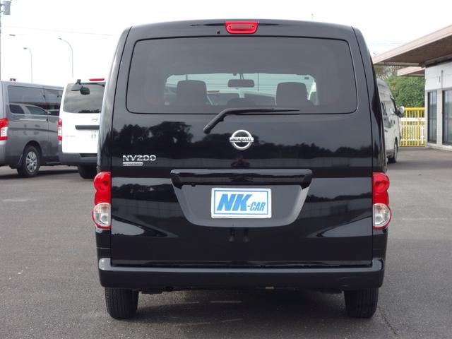 ＮＶ２００バネットワゴン １６Ｘ－２Ｒ　純正メモリーナビ　バックカメラ　フルセグ　Ｂｌｕｅｔｏｏｔｈ　ＥＴＣ　ナビ連動ドライブレコーダー　キーレス　フォグランプ　社外アルミ　小窓付スライドドア（3枚目）